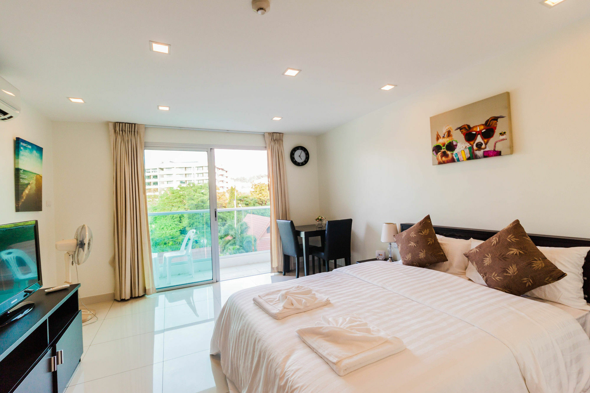 Laguna Bay 1 By Pattaya Sunny Rentals Екстериор снимка